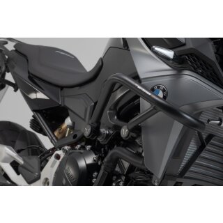 Schwarz. BMW F 900 R (19-).